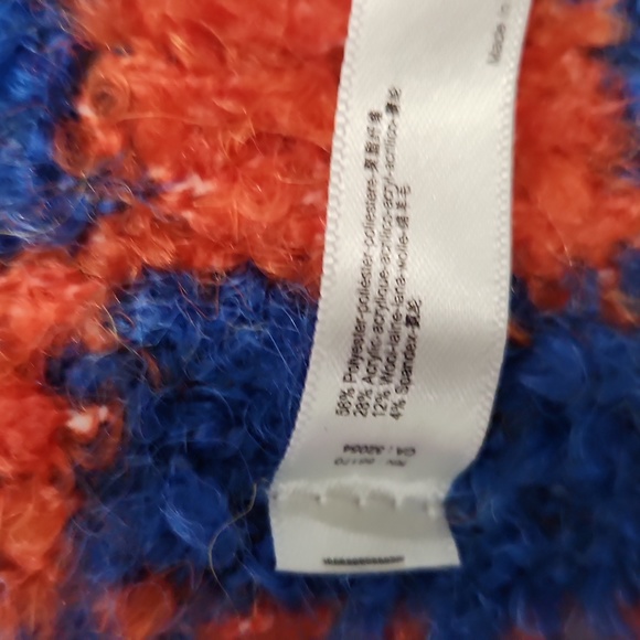 Free People Checkered Tote and Scarf Set Orange and Blue. - Picture 15 of 15